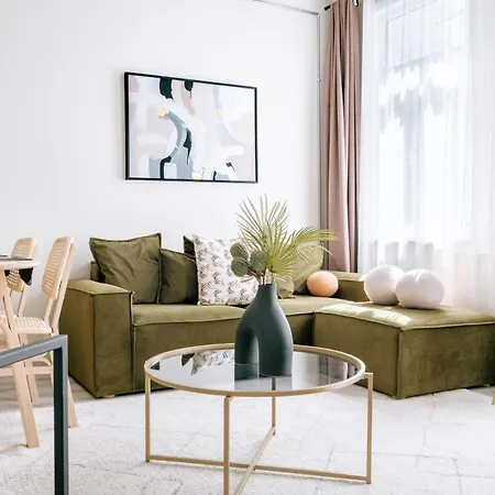 Modern Renovated Flat In The Heart Of Istiklal