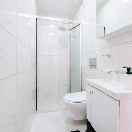 Modern Renovated Flat In The Heart Of Istiklal *