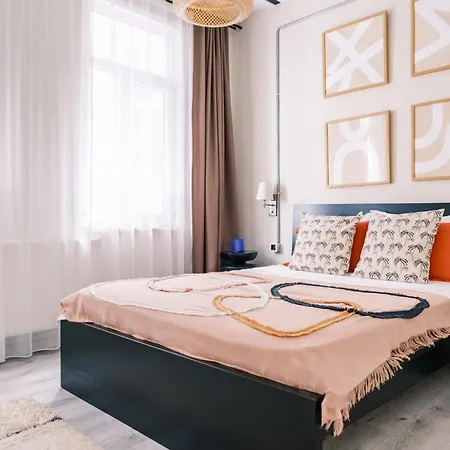 Modern Renovated Flat In The Heart Of Istiklal * Istanbul